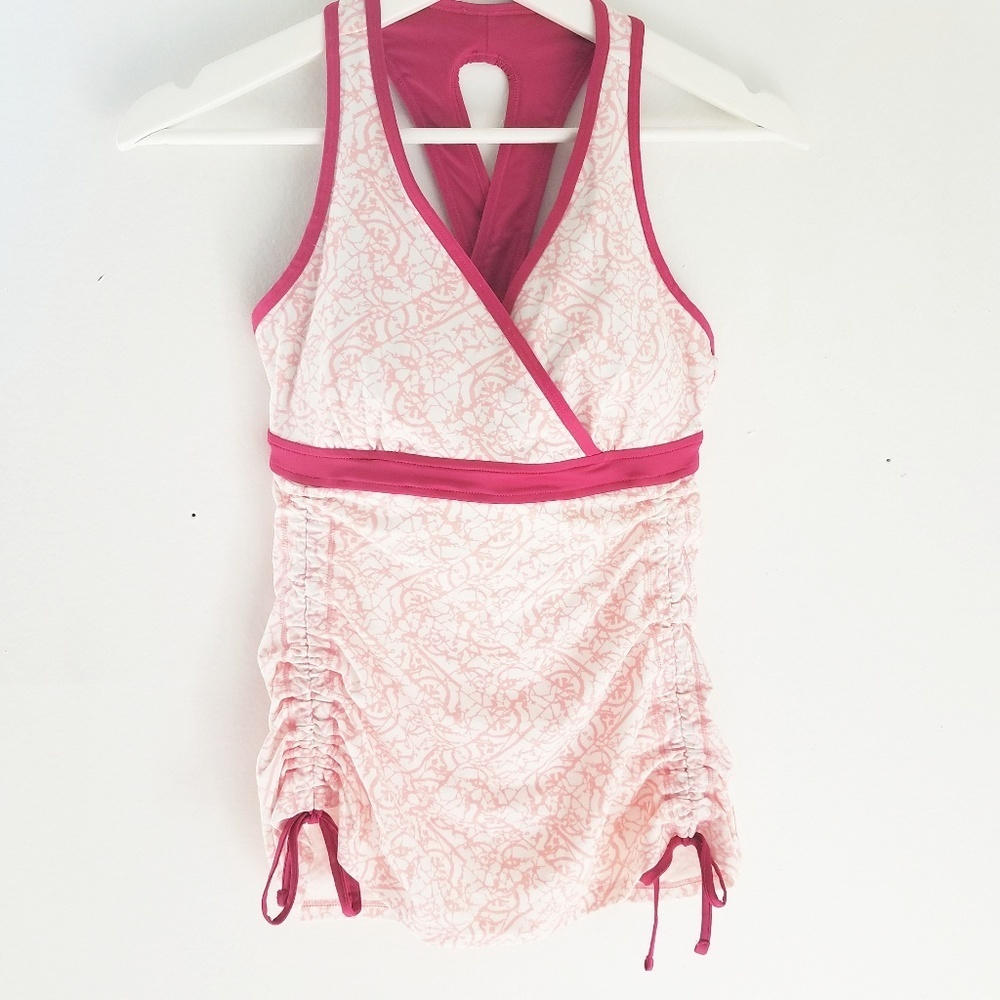 Lucy womens‎ Pink Tank V neck Size Small workout top gym outdoors